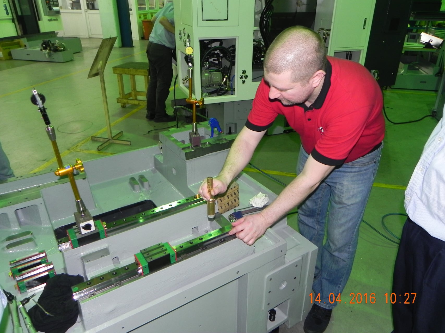 Обучение инженеров на заводе Takisawa