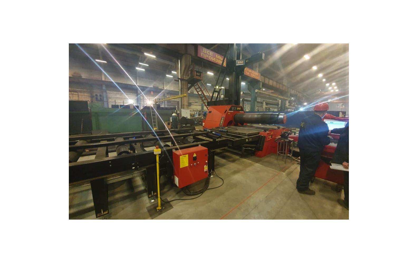 4-валковый гидравлический листогибочный станок с ЧПУ