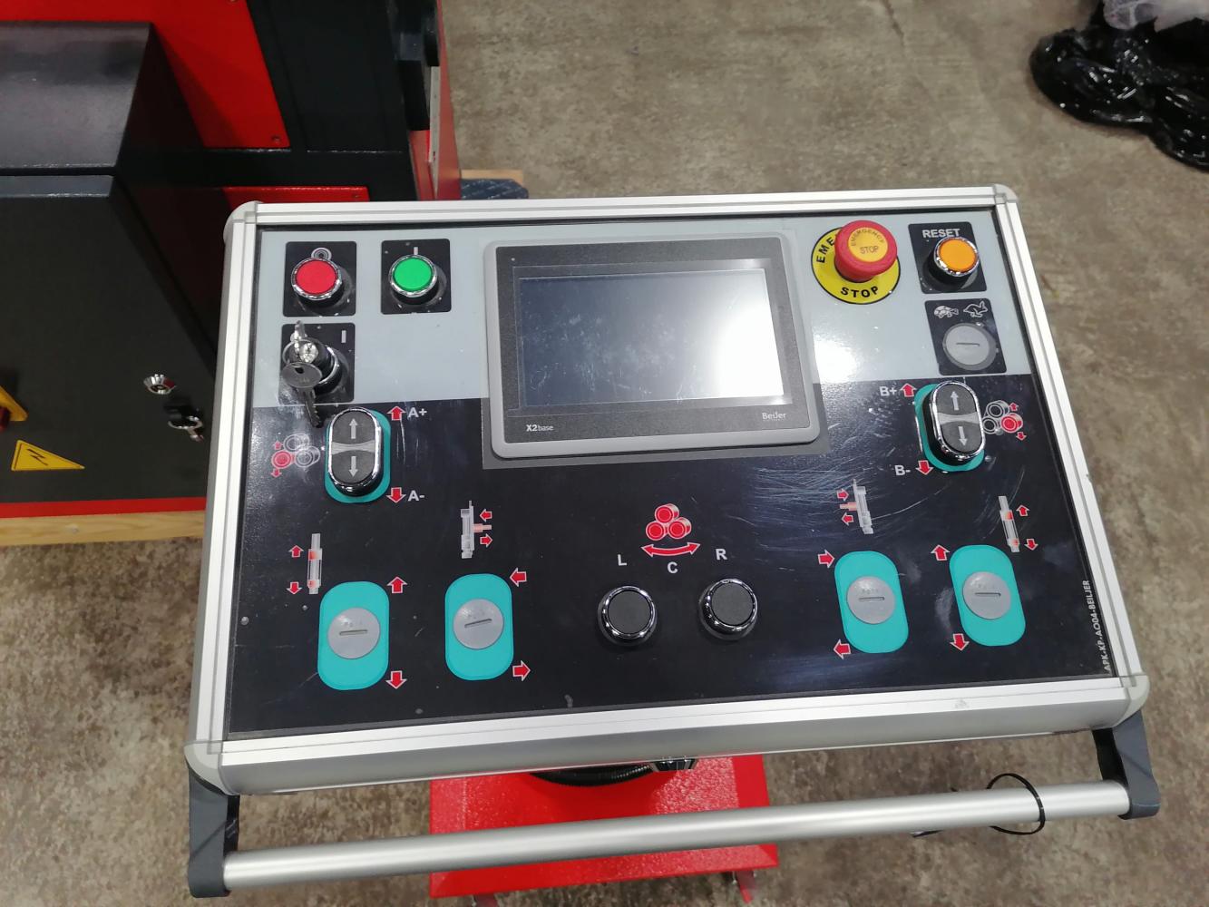 Поставка и пуско-наладка профилегибочного станка Akyapak APK-50