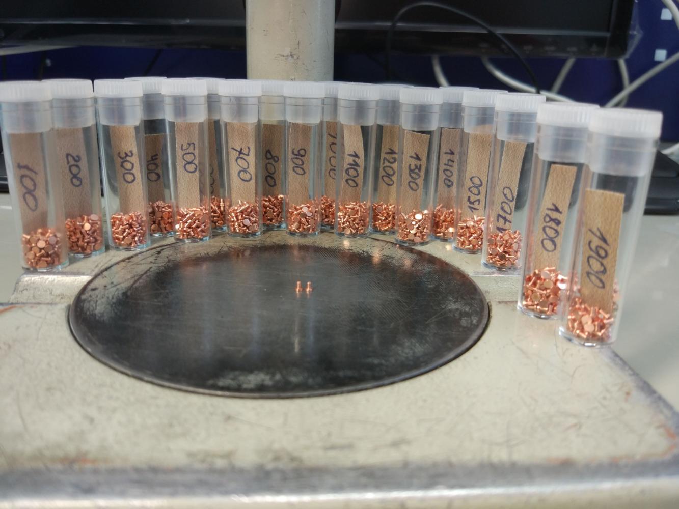 Контакты микропроцессоров