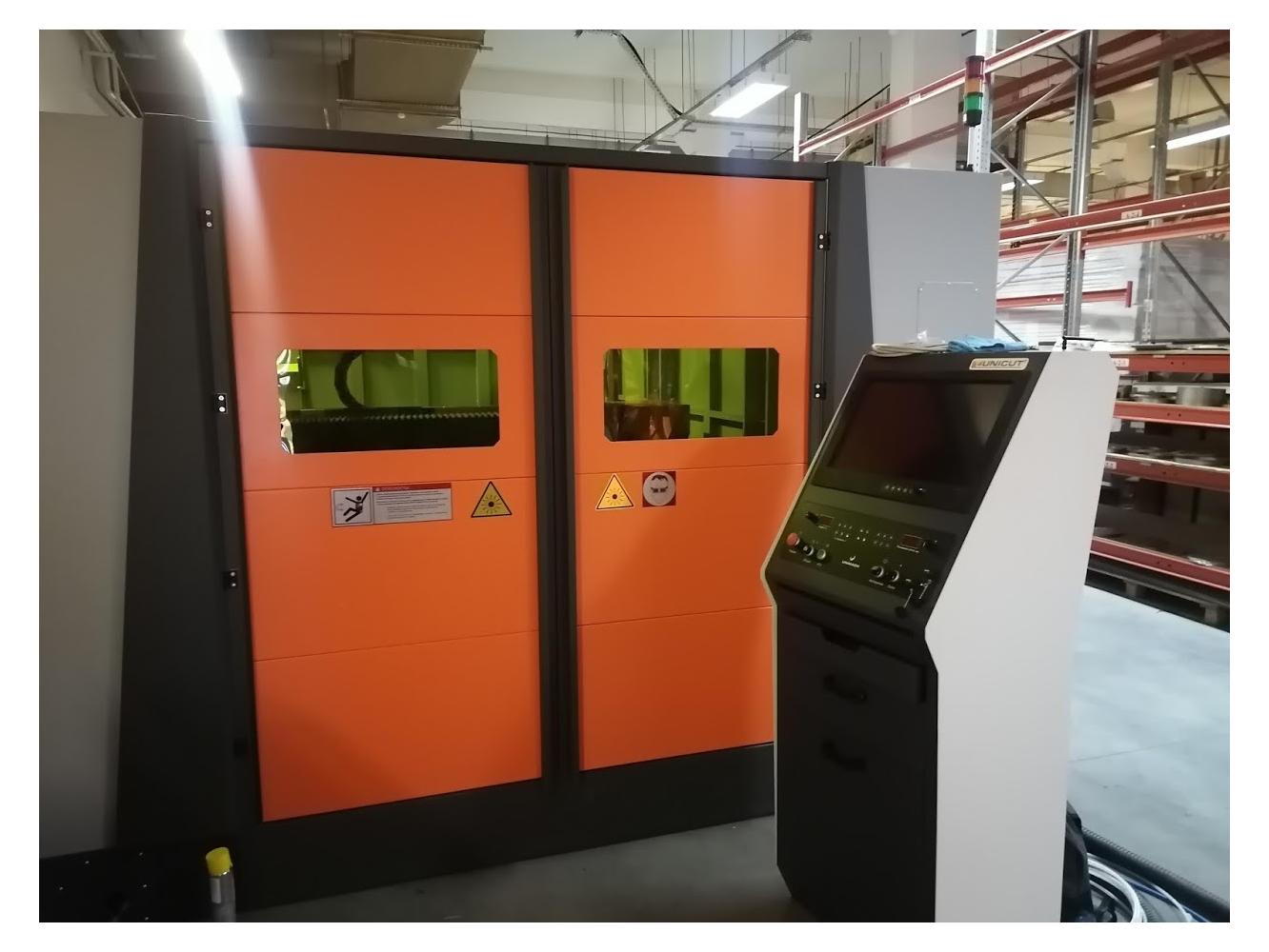 Запущен станок лазерной резки Unimach Master 3 кВт