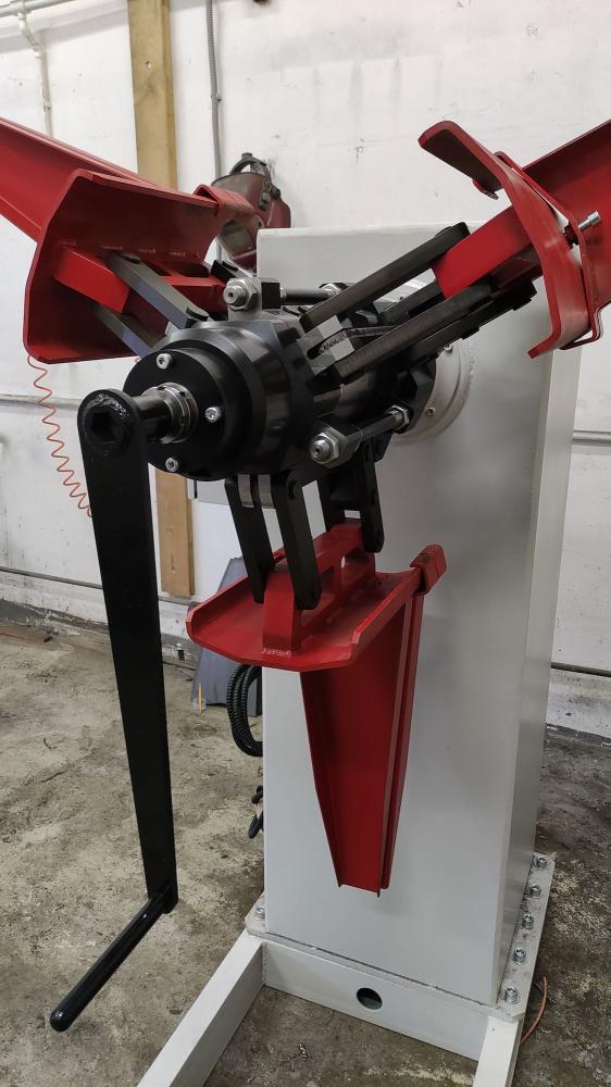 Автоматическая линия штамповки рулонной стали