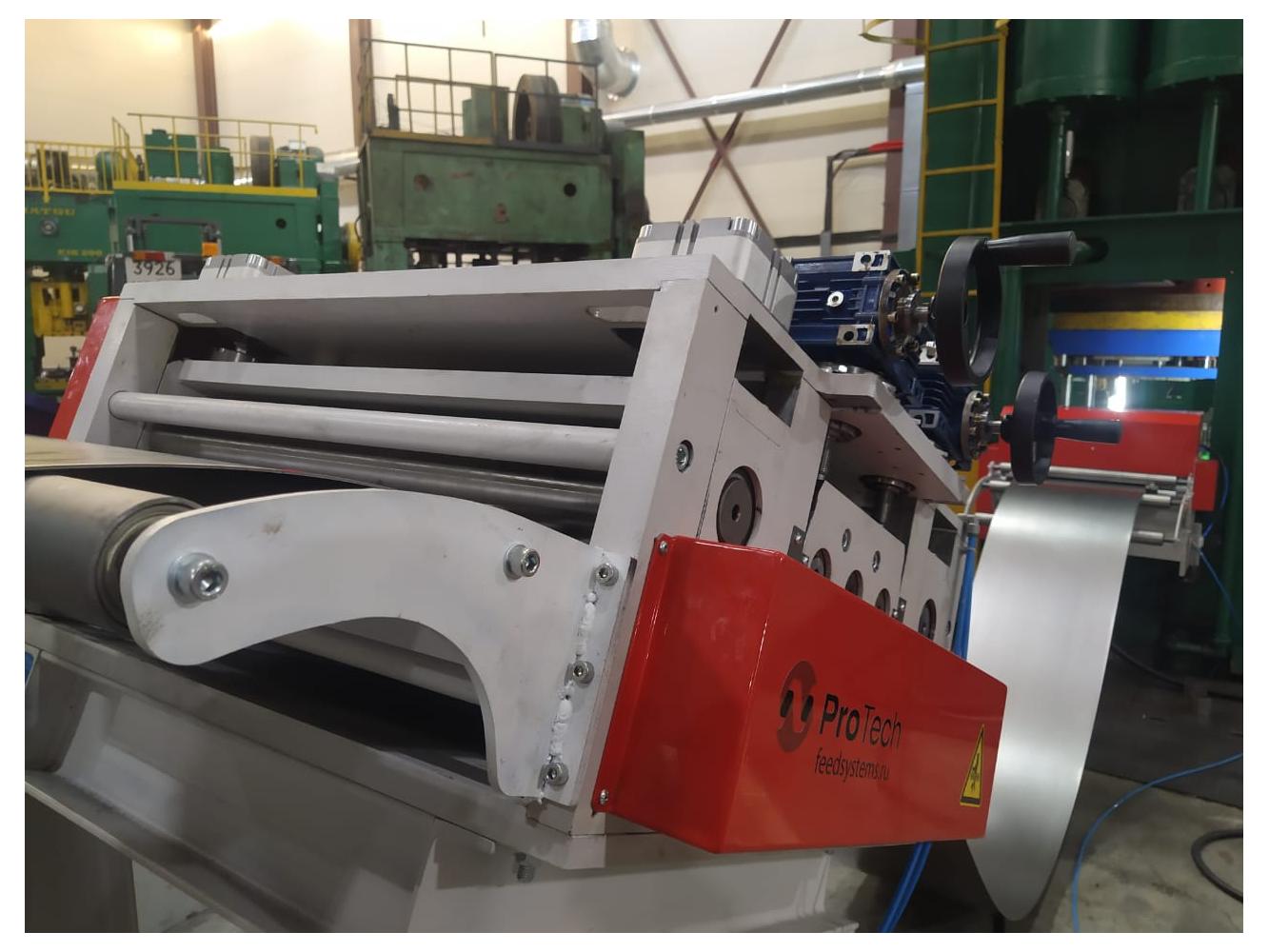 Изготовлен листоштамповочный автоматический комплекс