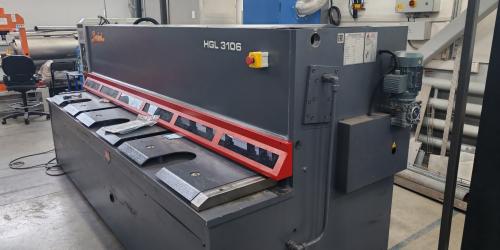 Цех стал немного острее: ПНР гильотины Baykal