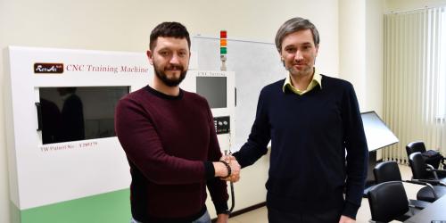 Как дела у Rolleri?