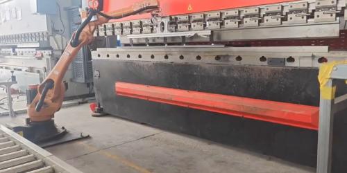 Роботы для гибочных прессов от Electric STEP Shanghai