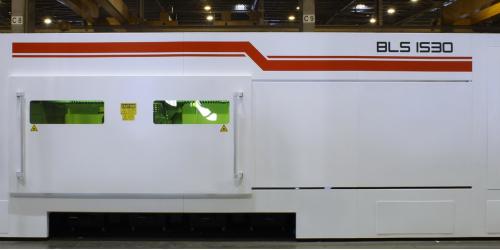 Установка лазерного раскроя в наличии на складе