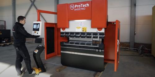 Как выбрать листогибочный станок с ЧПУ?