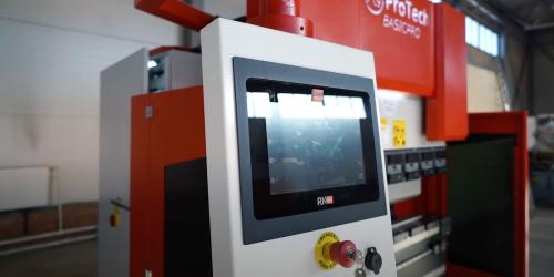 Гидравлический листогибочный пресс с ЧПУ