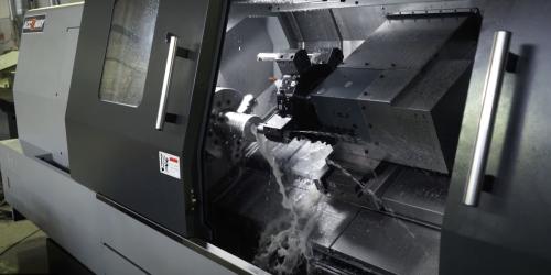 Токарный станок с ЧПУ по металлу