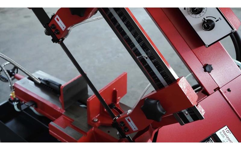 Ручной ленточнопильный станок ProTech BS-250V Ручной ленточнопильный станок