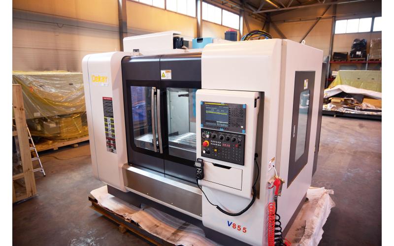 Вертикально-фрезерный обрабатывающий центр Dekay V-855 Вертикально-фрезерный обрабатывающий центр