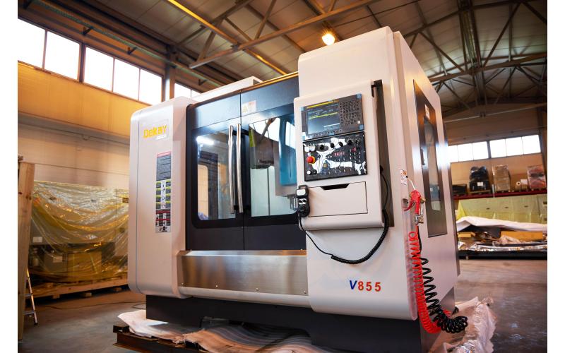 Вертикально-фрезерный обрабатывающий центр Dekay V-855 Вертикально-фрезерный обрабатывающий центр