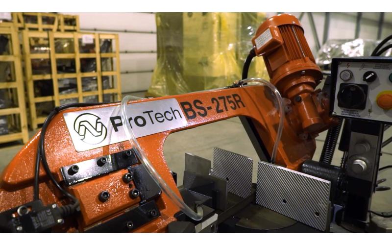 Полуавтоматический ленточнопильный станок маятникового типа ProTech BS-275AR Полуавтоматический ленточнопильный станок маятникового типа