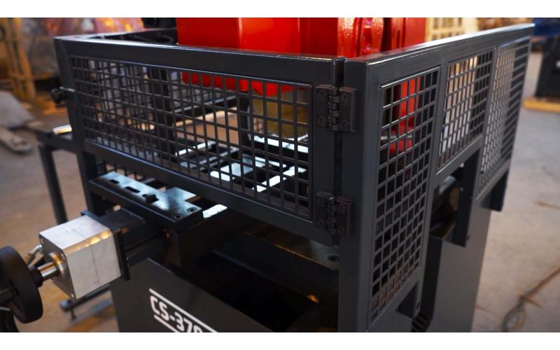 Полуавтоматический отрезной дисковый станок ProTech CS-370NTS Полуавтоматический отрезной дисковый станок