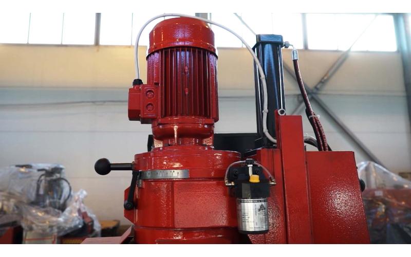 Полуавтоматический отрезной дисковый станок ProTech CS-370NTS Полуавтоматический отрезной дисковый станок