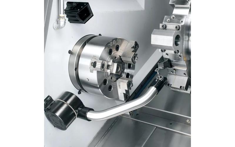 Токарный станок с ЧПУ с Y-осью ACCUWAY UT-300LY Токарный станок с ЧПУ с Y-осью