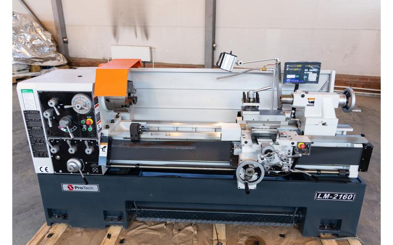 Токарно-винторезный станок ProTech LM-2160 Токарно-винторезный станок