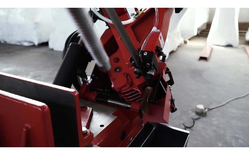 Ручной ленточнопильный станок ProTech BS-250V Ручной ленточнопильный станок