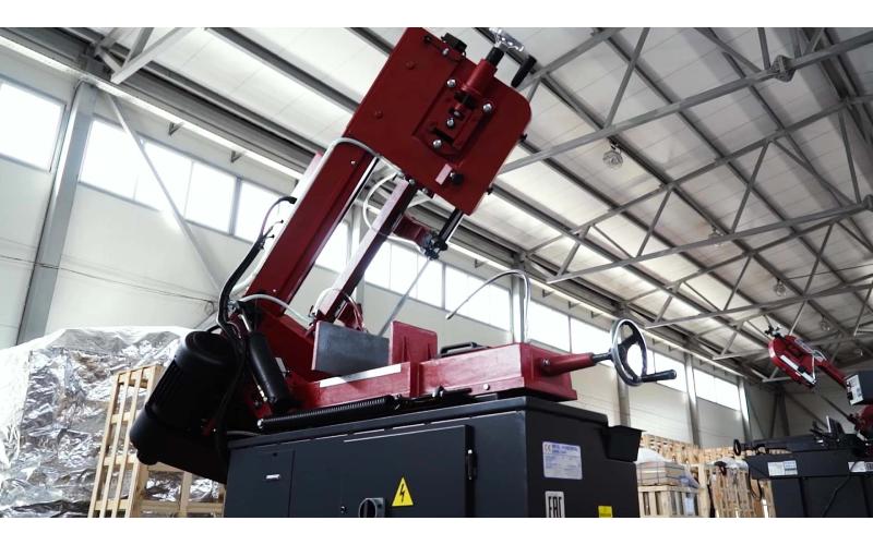 Ручной ленточнопильный станок ProTech BS-250V Ручной ленточнопильный станок