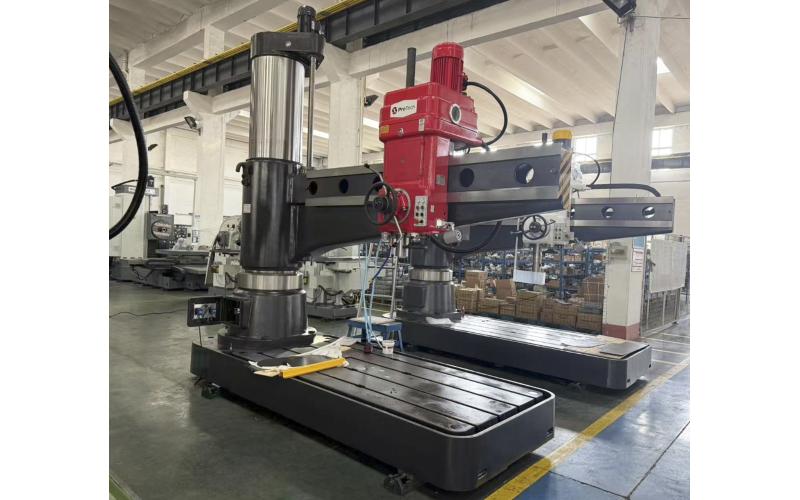 Радиально-сверлильный станок ProTech RDM-3050x16 Радиально-сверлильный станок