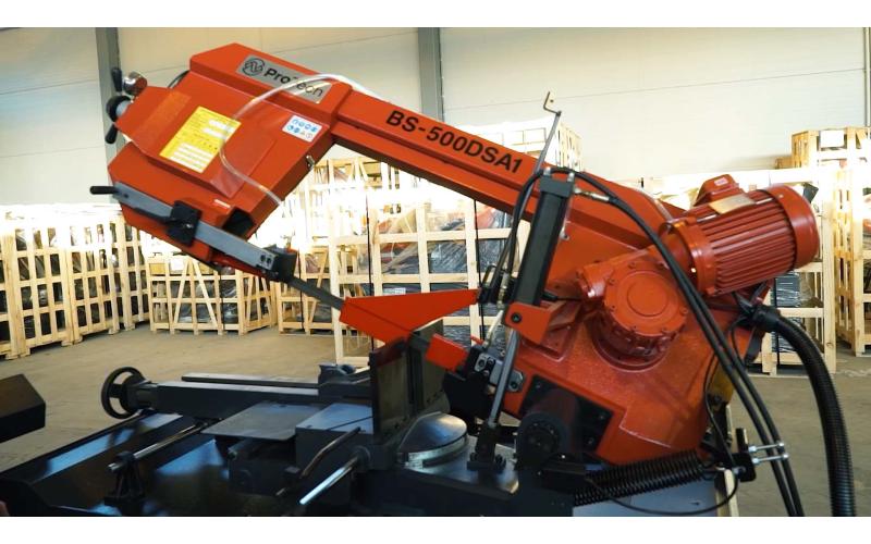 Полуавтоматический ленточнопильный станок маятникового типа ProTech BS-500DSA1 Полуавтоматический ленточнопильный станок маятникового типа