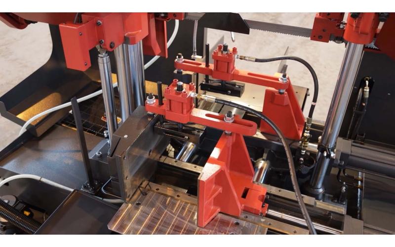 Автоматический ленточнопильный станок колонного типа ProTech BS-4036HA Автоматический ленточнопильный станок колонного типа