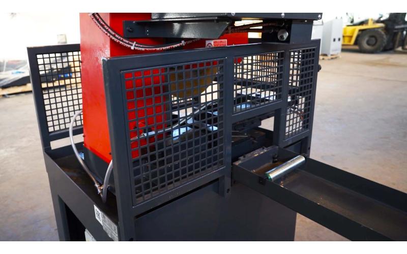 Полуавтоматический отрезной дисковый станок ProTech CS-370NTS Полуавтоматический отрезной дисковый станок