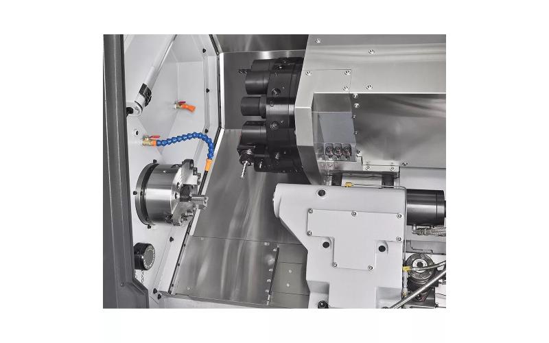 Токарный станок с ЧПУ с удлиненной станиной ACCUWAY UT-200L Токарный станок с ЧПУ с удлиненной станиной