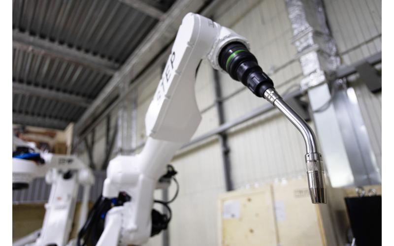 STEP SA6/2000H Сварочный робот-манипулятор