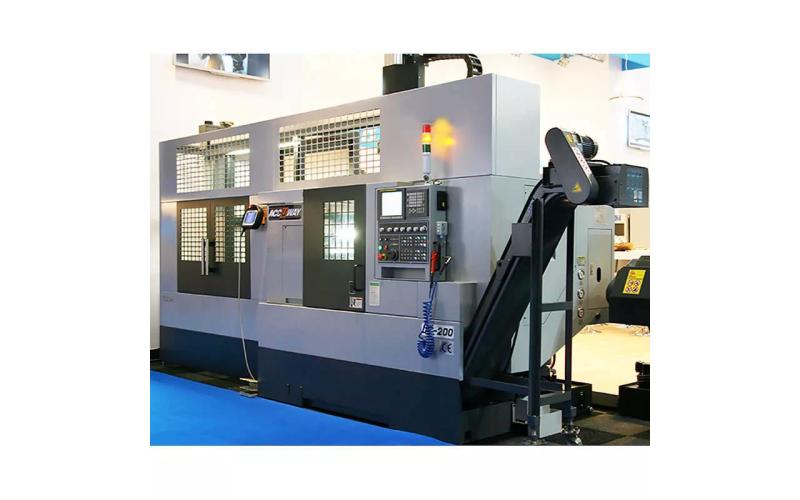 Токарный станок с ЧПУ ACCUWAY UT-200 Токарный станок с ЧПУ