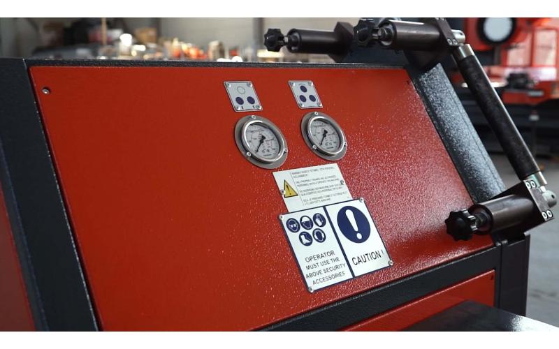 3-валковый гидравлический профилегибочный станок AKYAPAK APK 81 3-валковый гидравлический профилегибочный станок