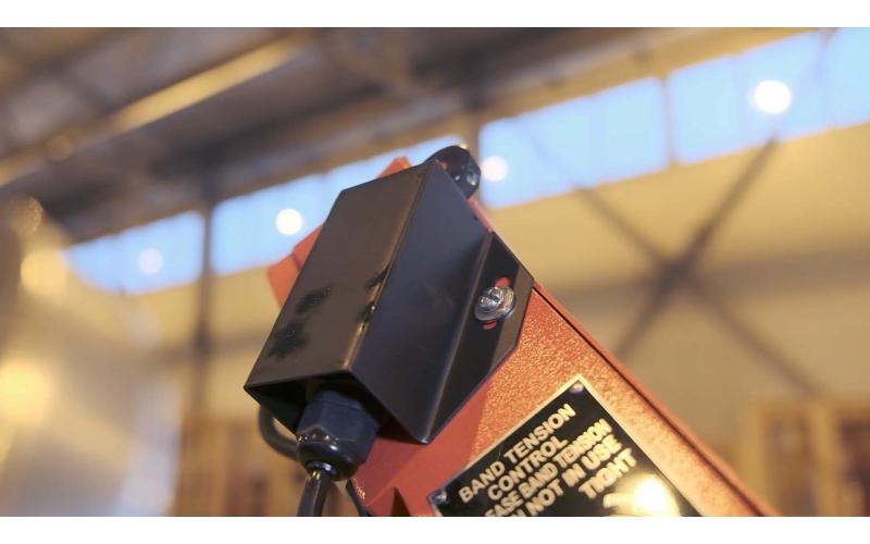 Ручной ленточнопильный станок ProTech BS-916V Ручной ленточнопильный станок