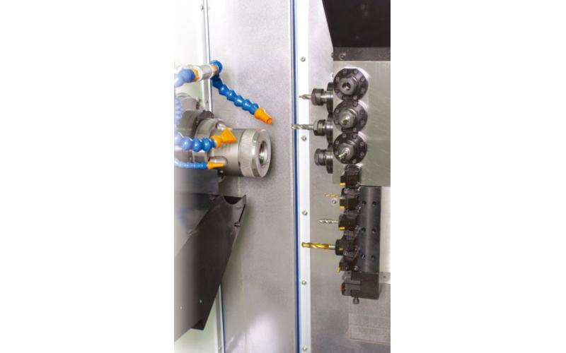 Многофункциональный обрабатывающий центр с ЧПУ Quick-TECH I-42 Eco Многофункциональный обрабатывающий центр с ЧПУ