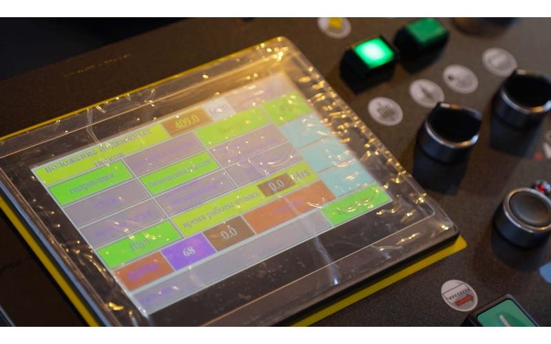 Автоматический ленточнопильный станок колонного типа ProTech BS-4036HA Автоматический ленточнопильный станок колонного типа