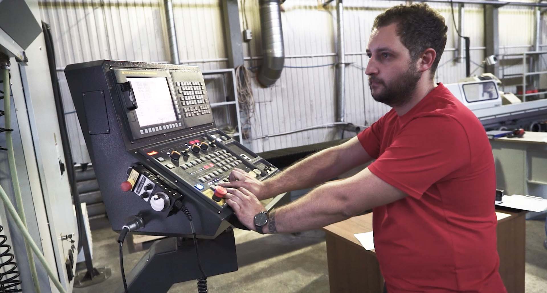 Интерфейс FANUC прост в работе