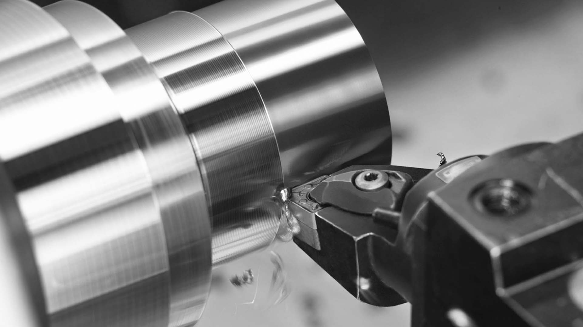 Для каждого материала — свой сплав, покрытие и геометрия