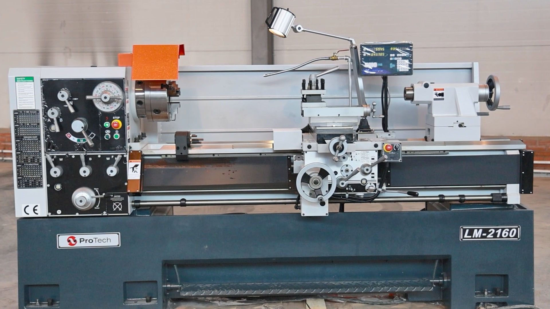 Токарно-винторезный станок ProTech серии LM