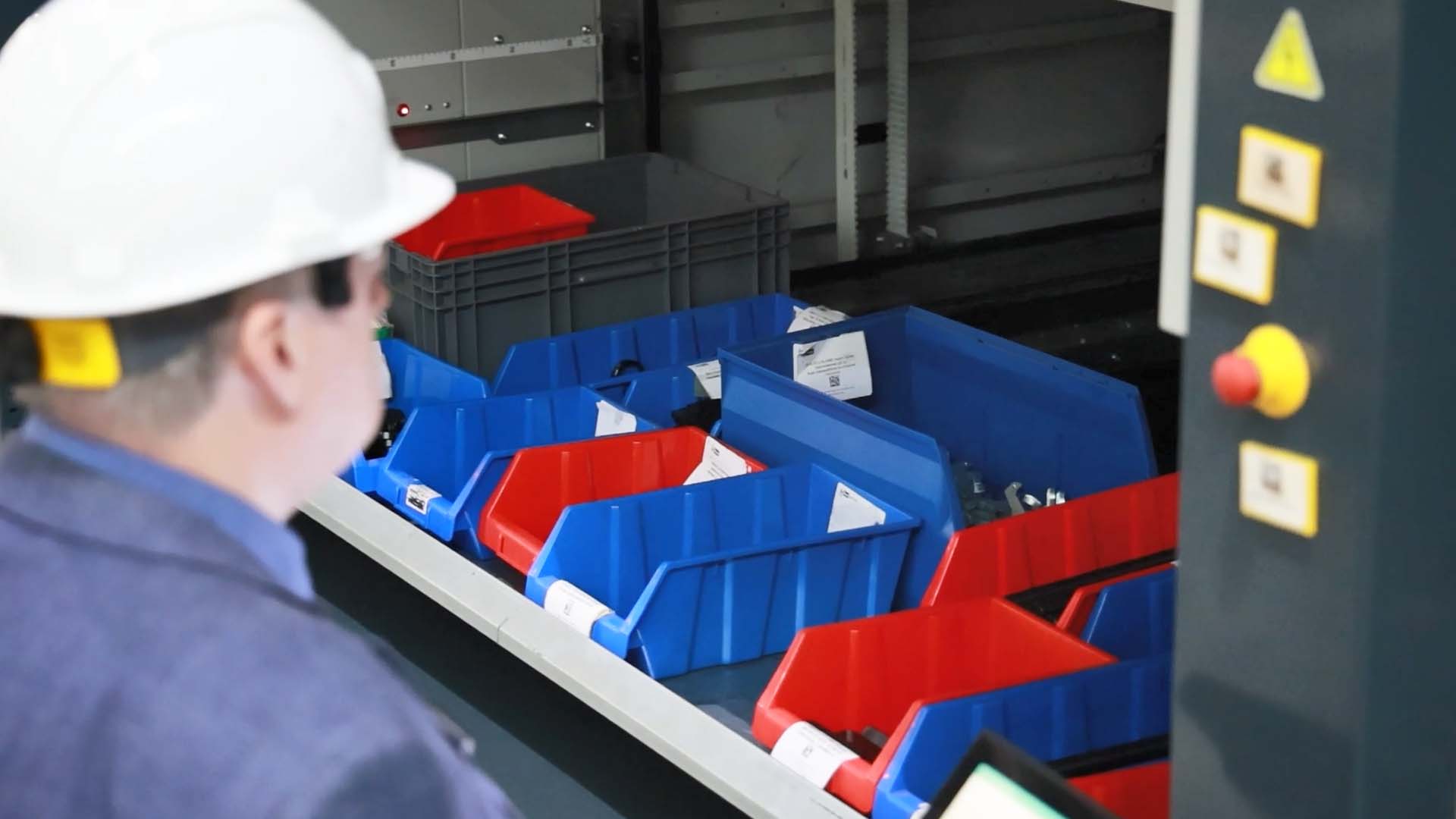 Система автоматизированного склада снижает временные затраты на подбор заказов