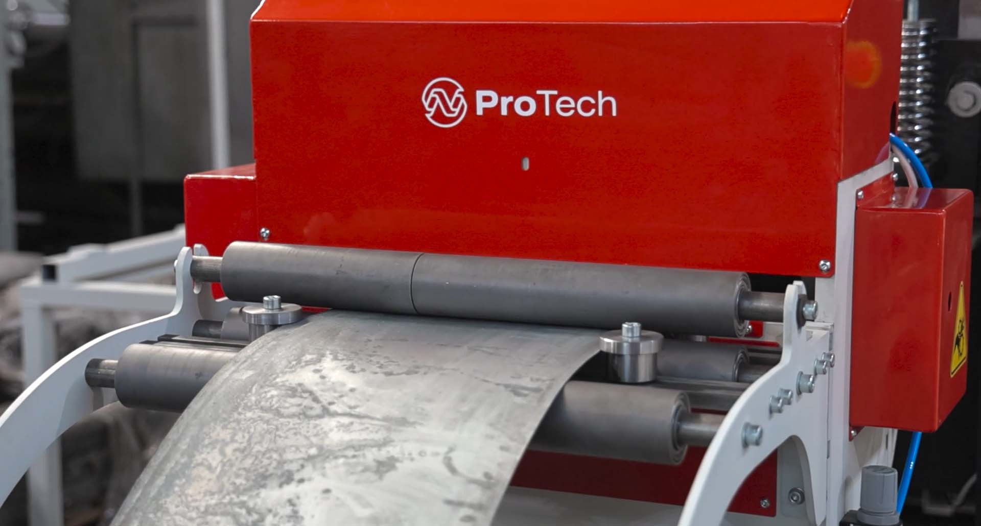 Валковая подача применяется для подачи штрипса под удар в штамп