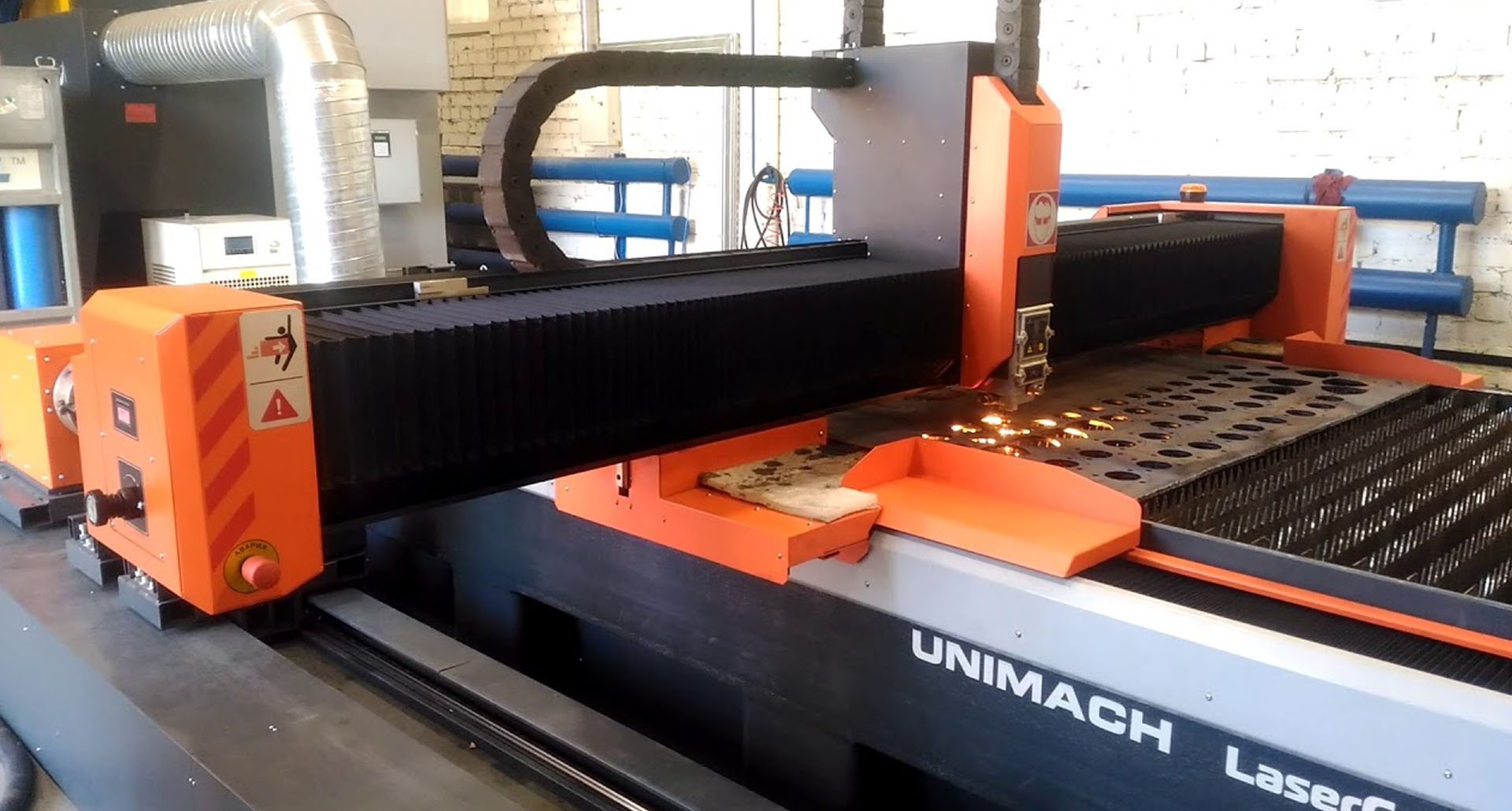 Установка лазерной резки