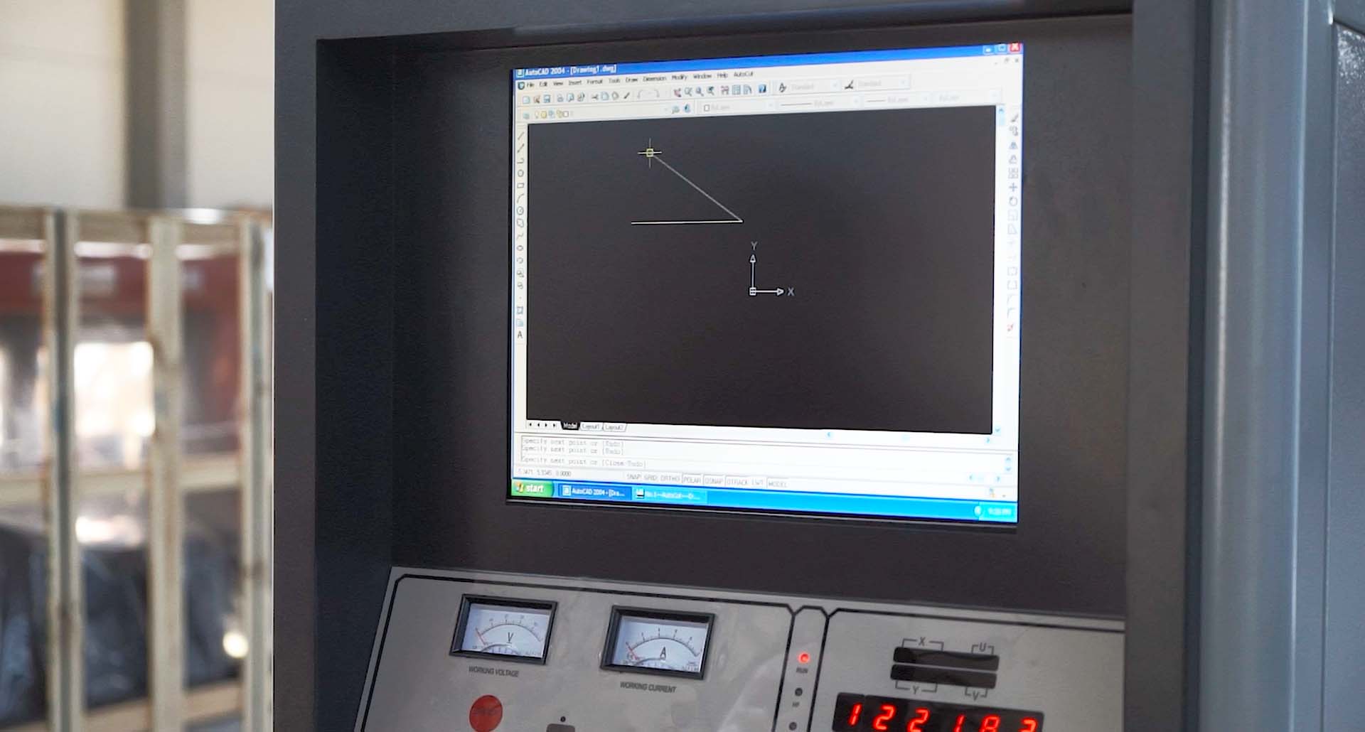 Система ЧПУ станка оснащена ПК с операционной системой Windows XP